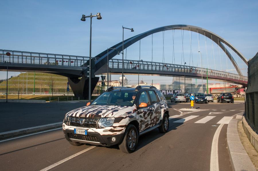  Dacia Duster Brave 2014 года  (IT) (фото 13 из 42)